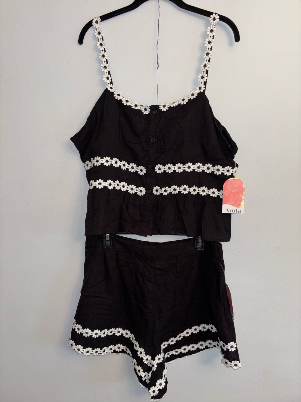 NWT ARULA Black Two-Piece Daisy Trim Set (Top 2x/Bottom 1x)